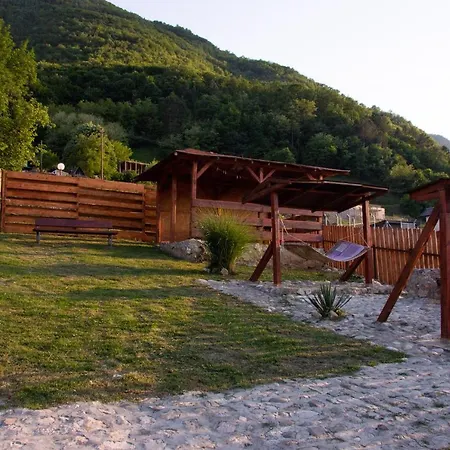 Smestaj Popovic Perucac