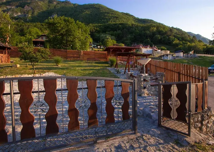 Smestaj Popovic Villa Perucac